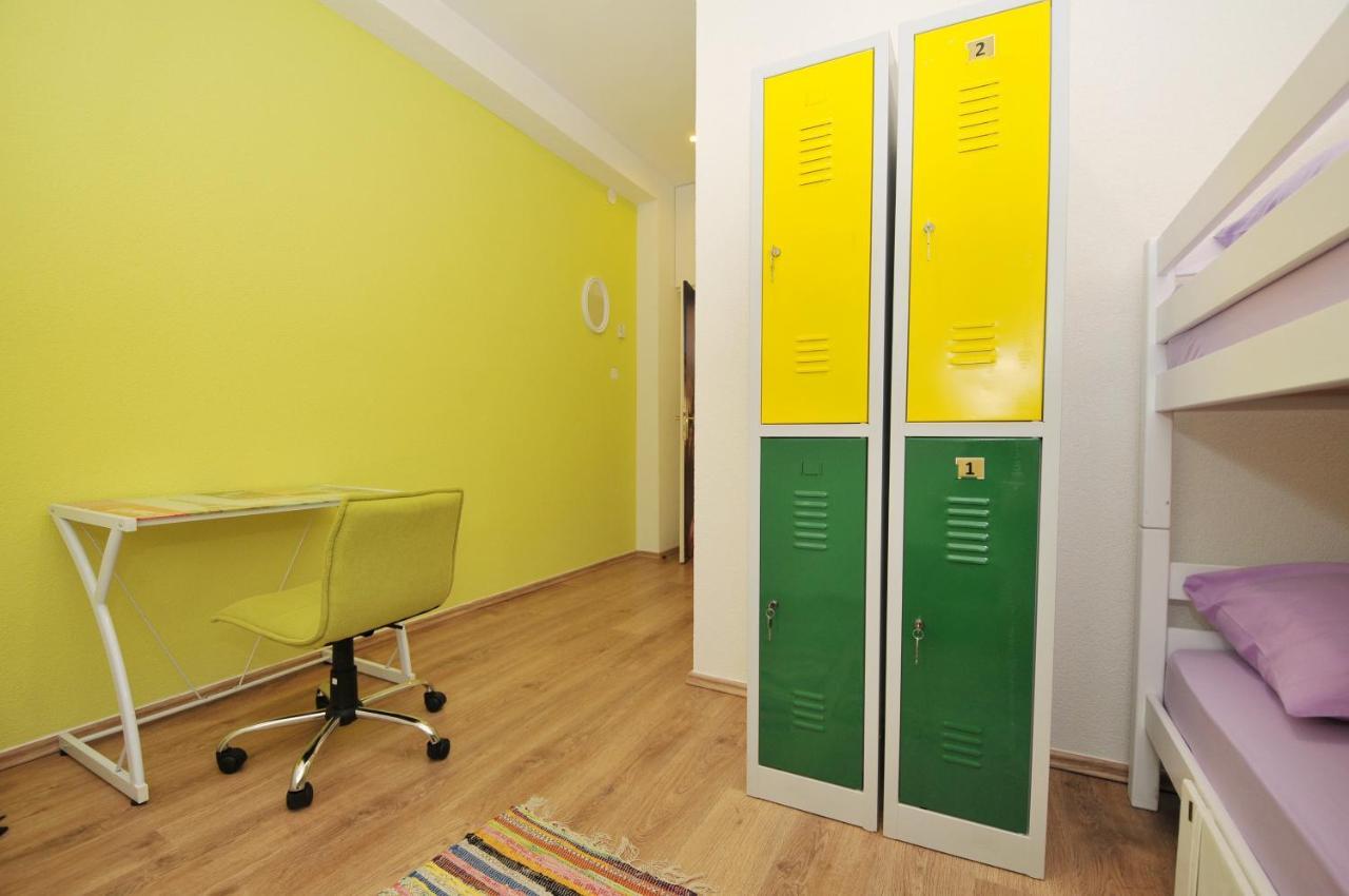 Oasis Hostel Spalato Esterno foto