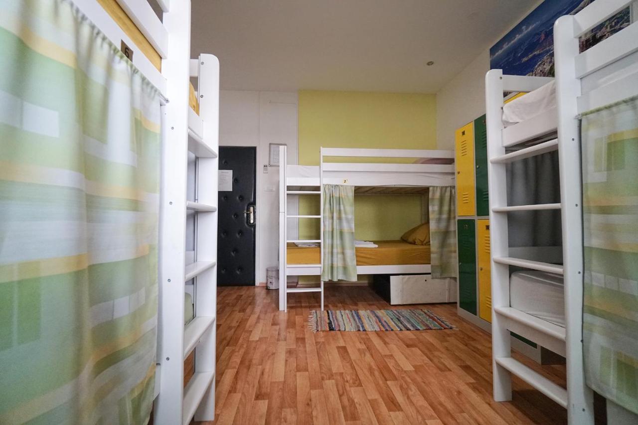 Oasis Hostel Spalato Esterno foto
